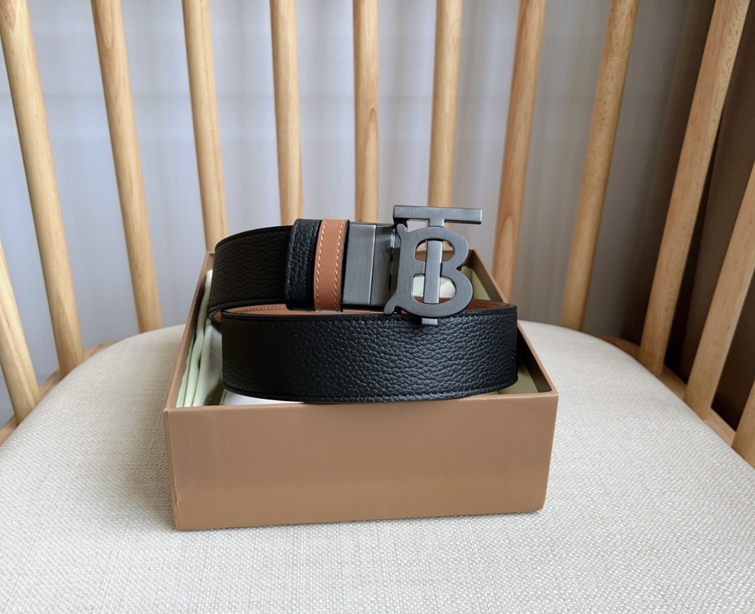 Burberry-Belts