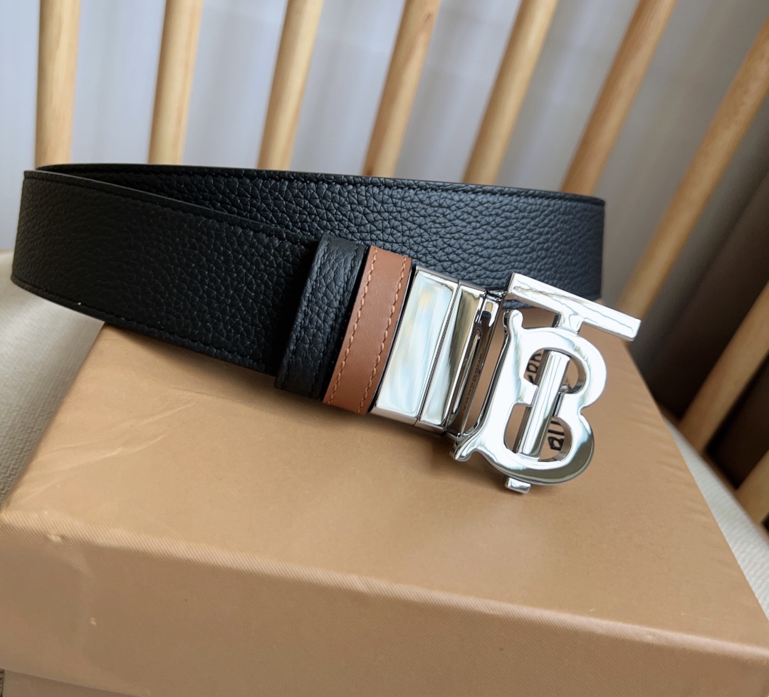 Burberry-Belts