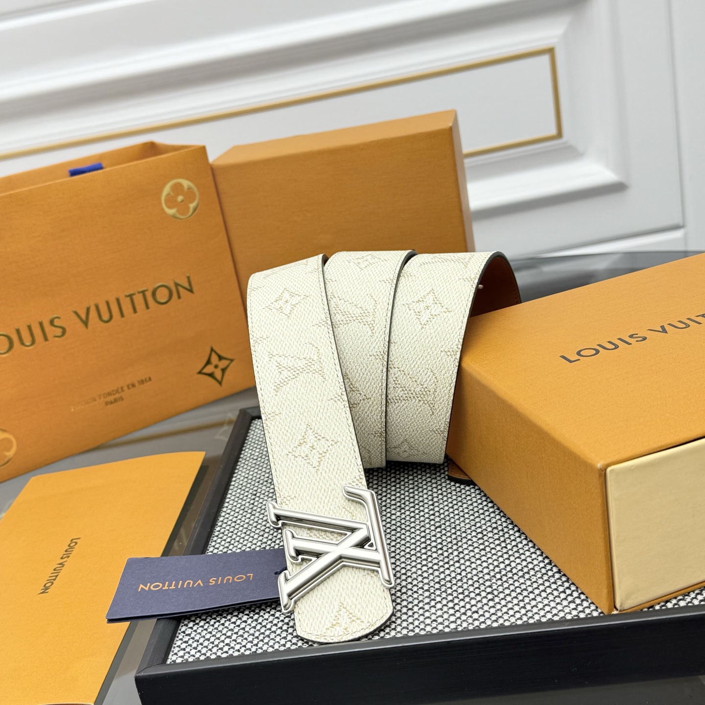 LV-Belts
