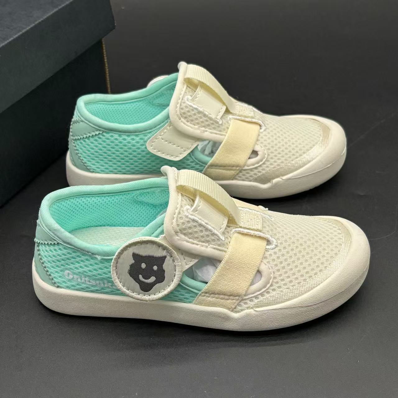 kids shoes