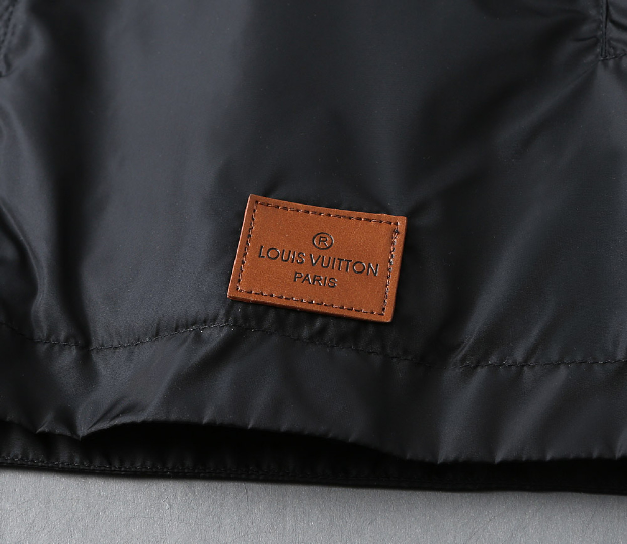 Hoodies & Sweatshirts