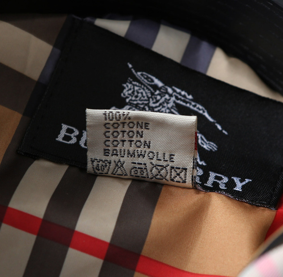 Hoodies & Sweatshirts