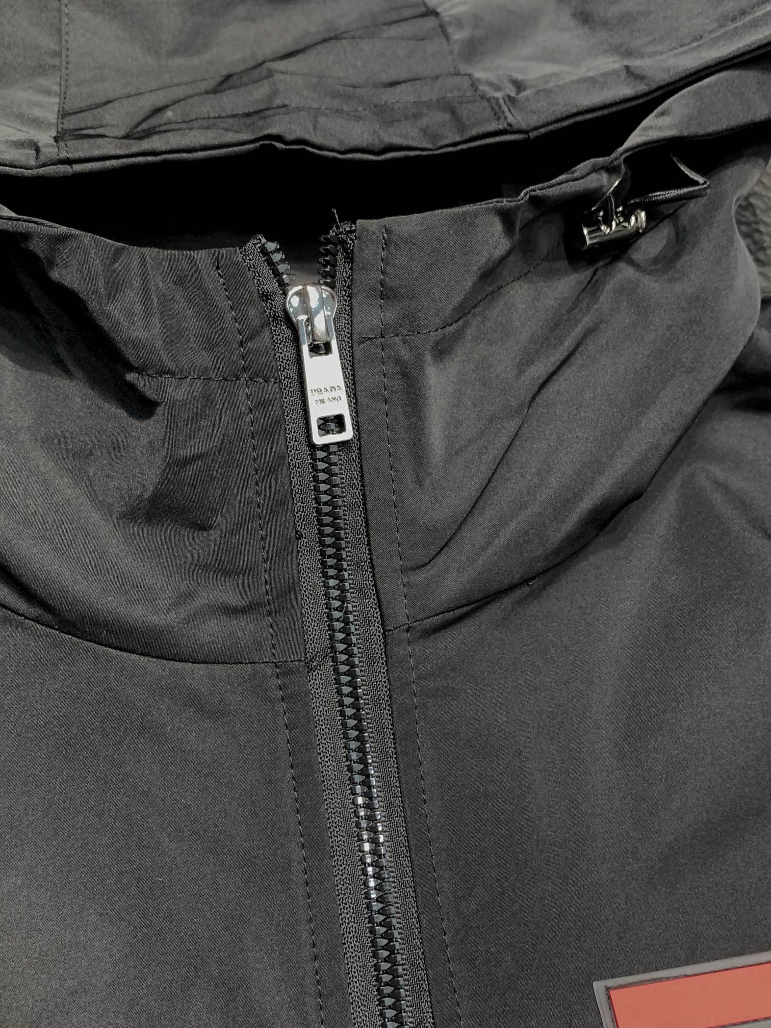 Hoodies & Sweatshirts