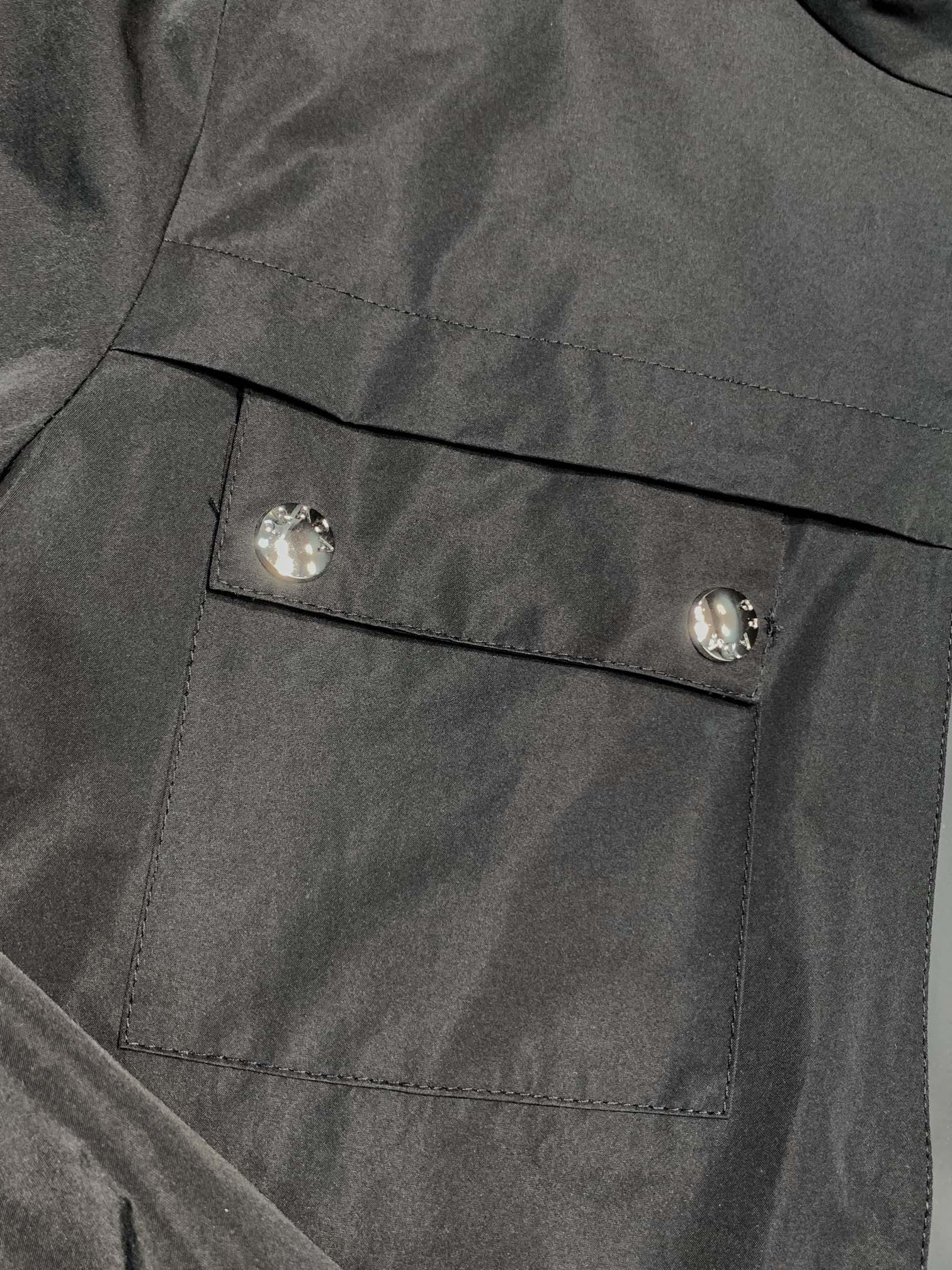 Hoodies & Sweatshirts