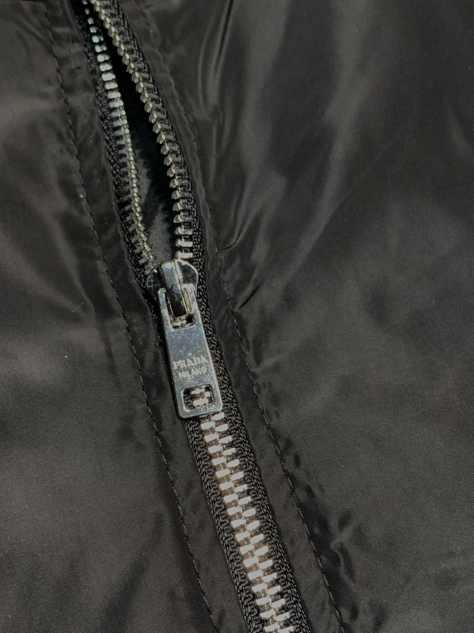 Hoodies & Sweatshirts