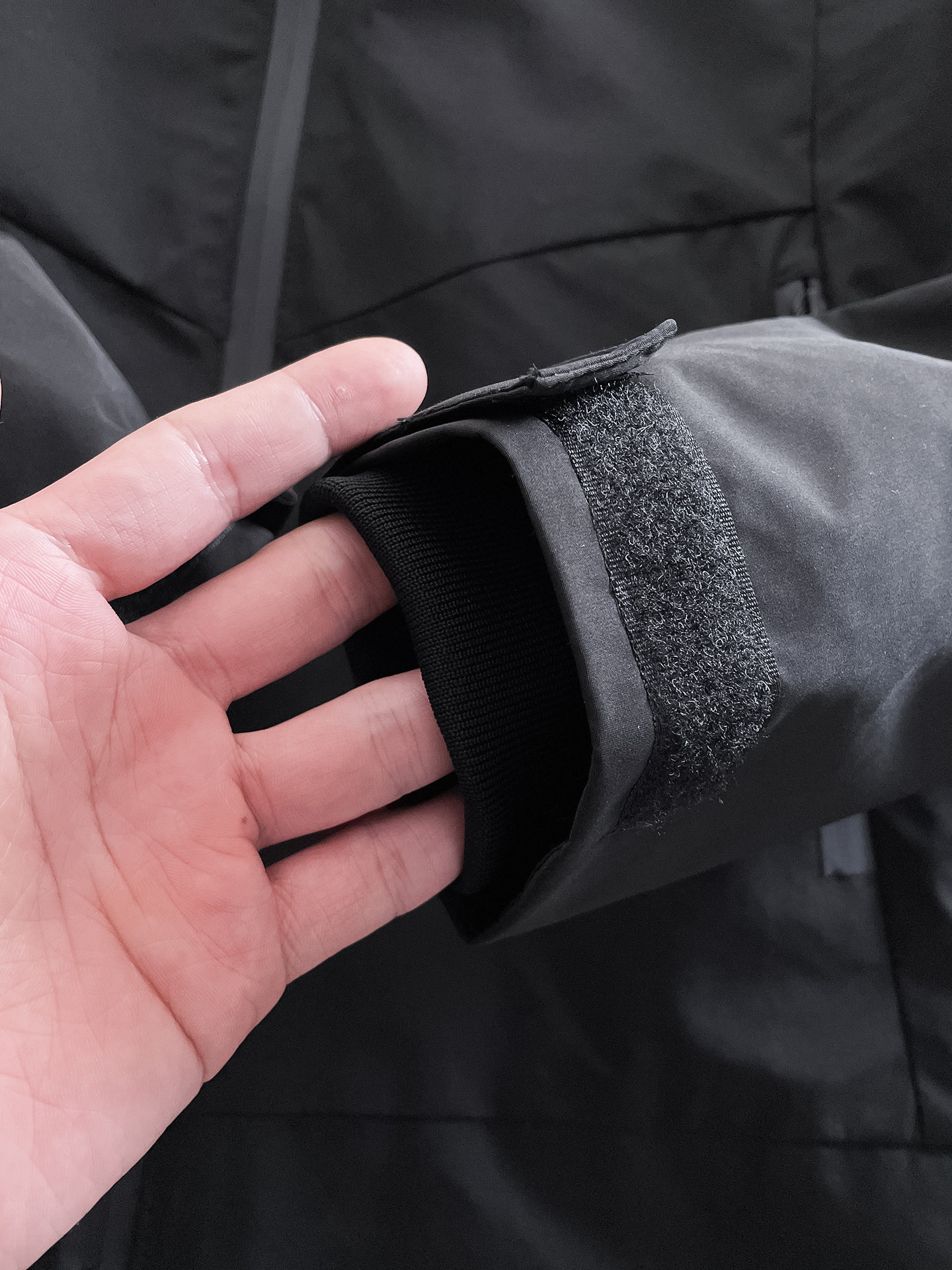 Hoodies & Sweatshirts