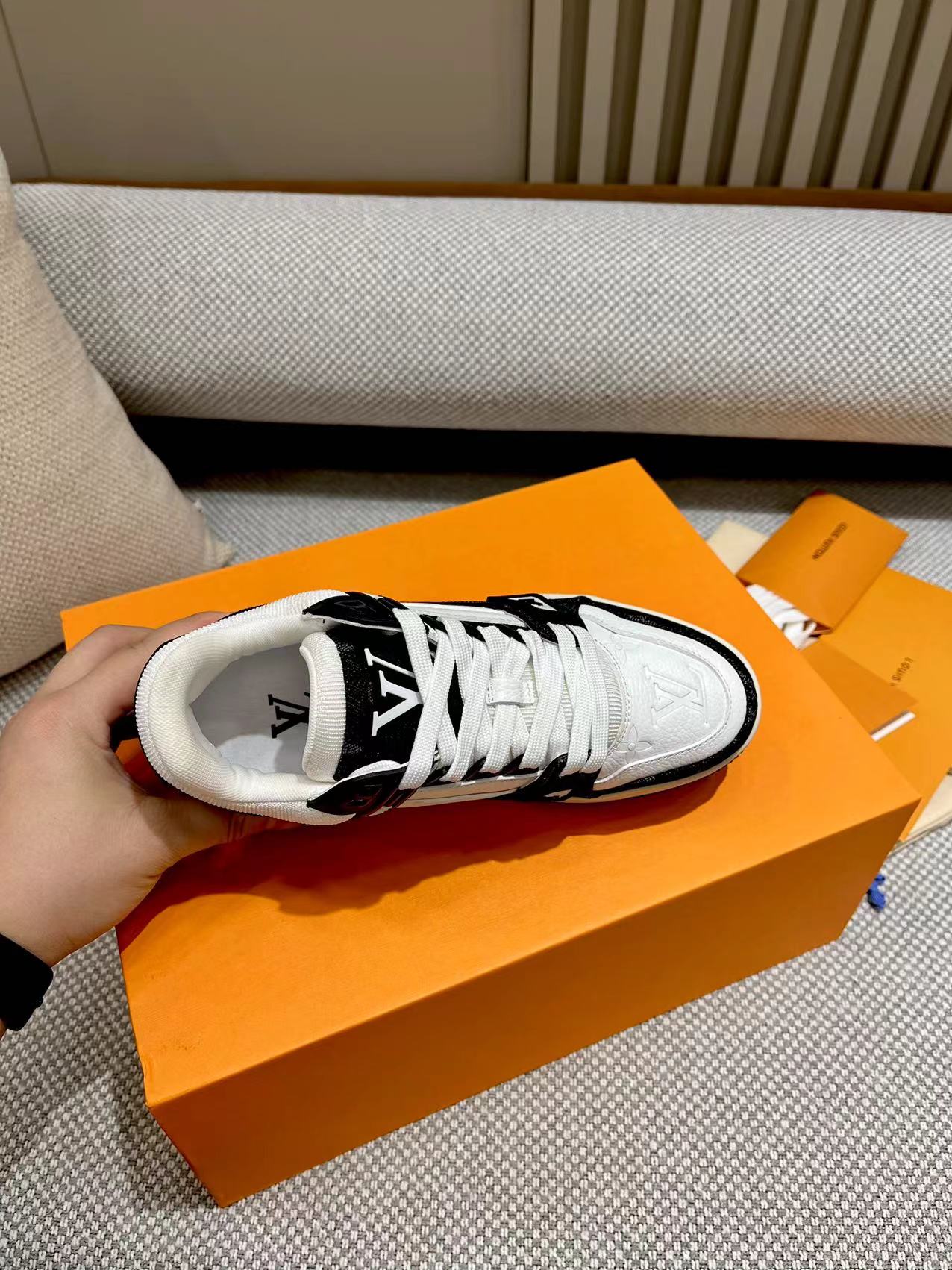 Womens shoes collection