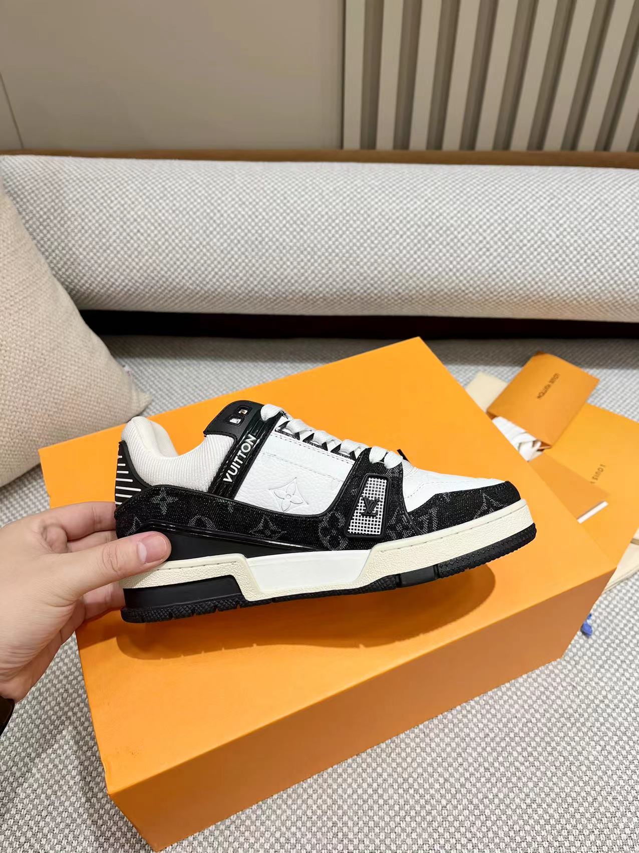 Womens shoes collection