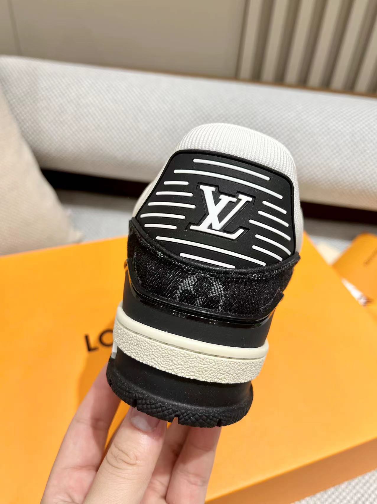 Womens shoes collection