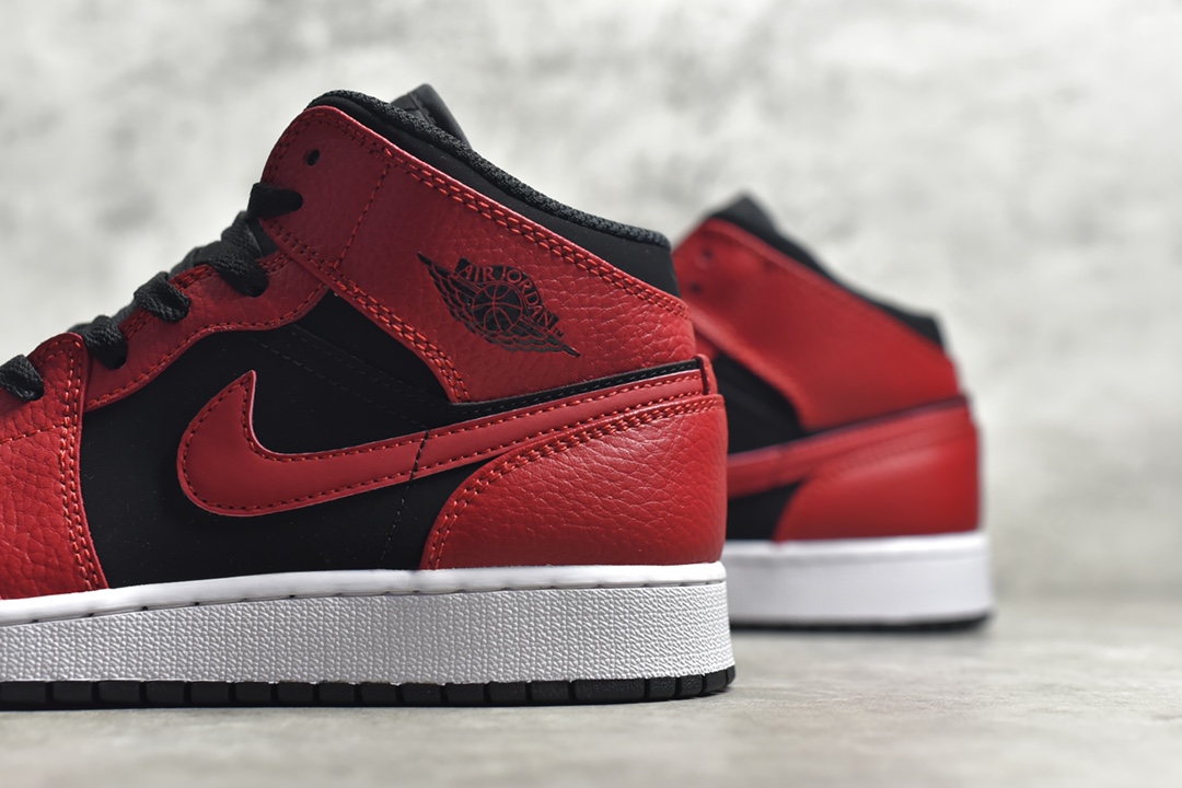 AirJordan1MidSHOES
