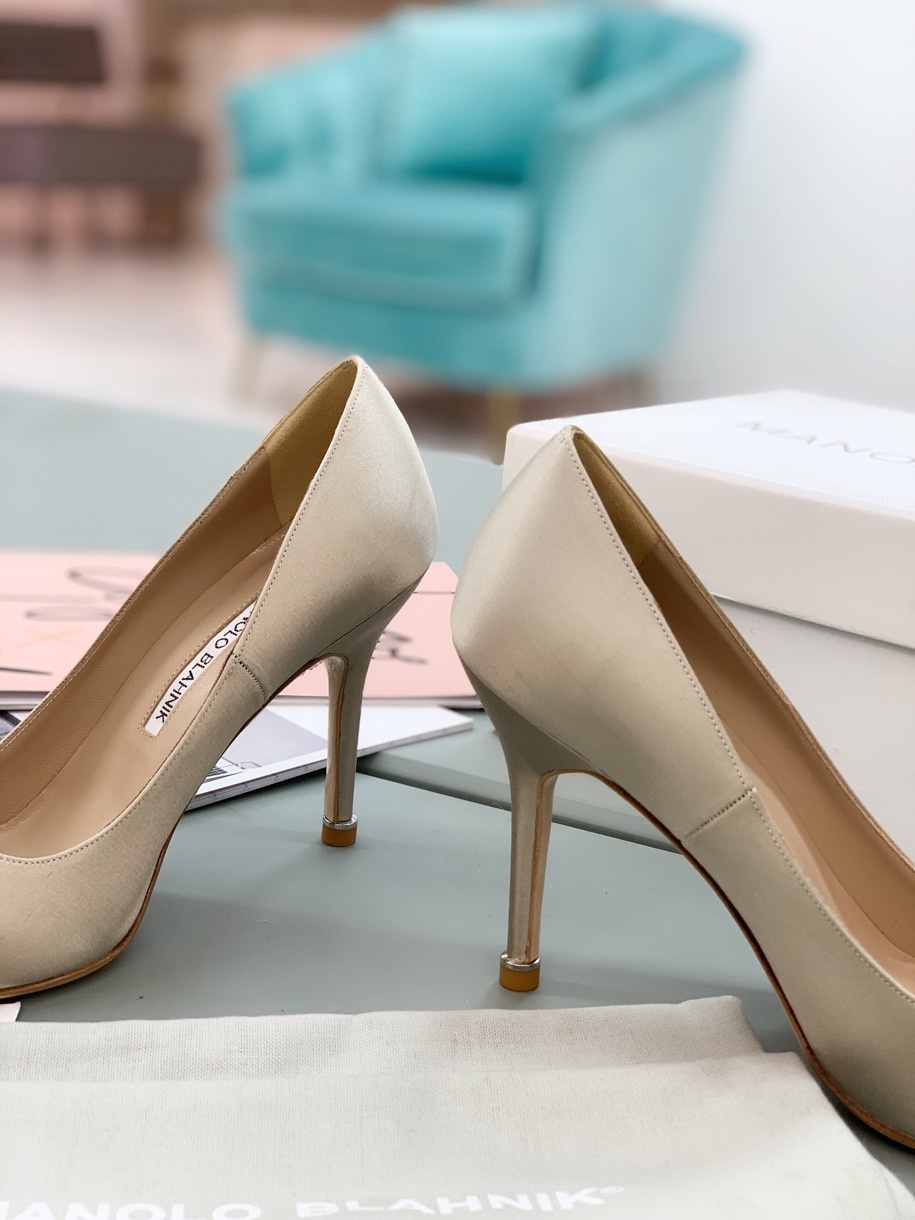 Womens shoes collection