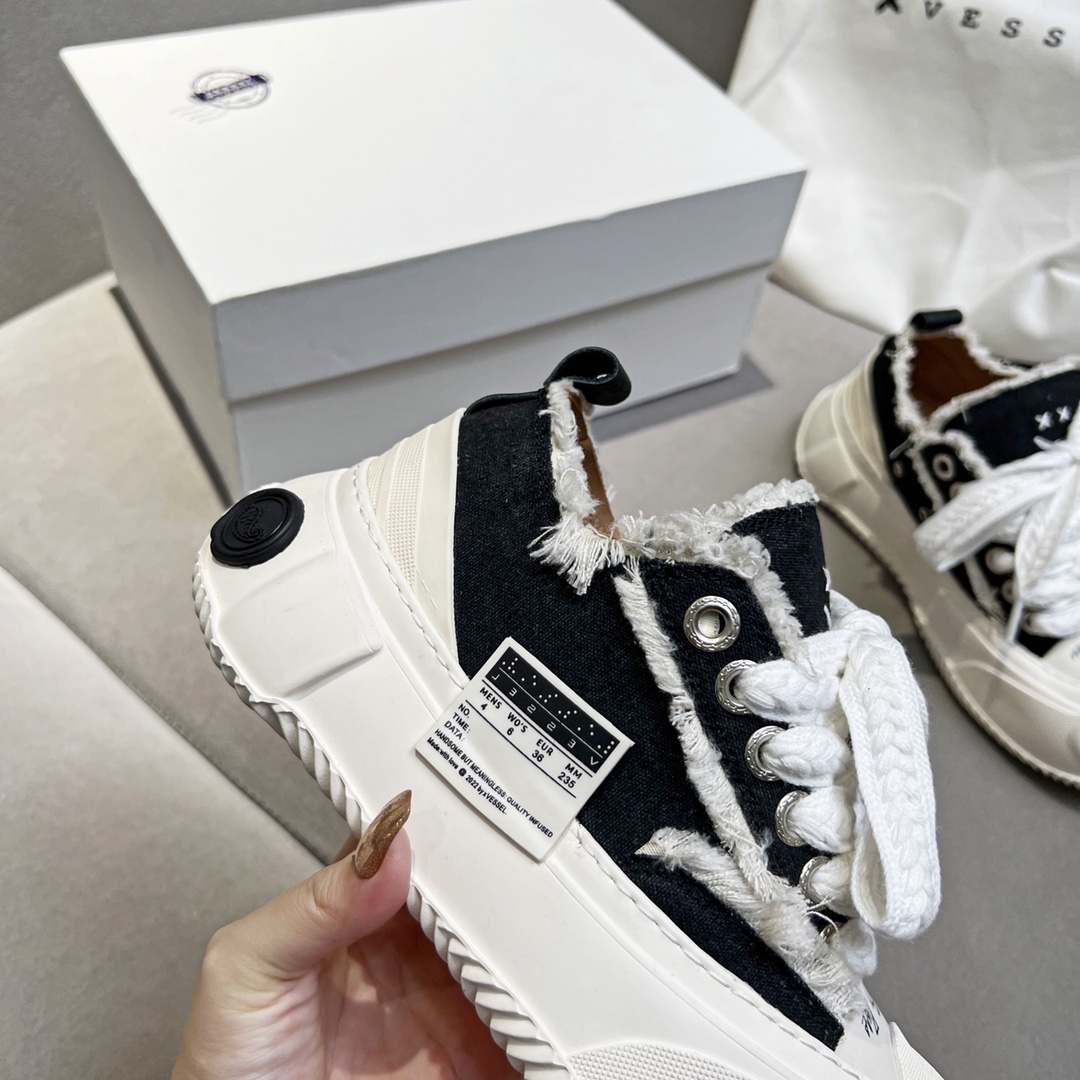 BalenciagaSHOES