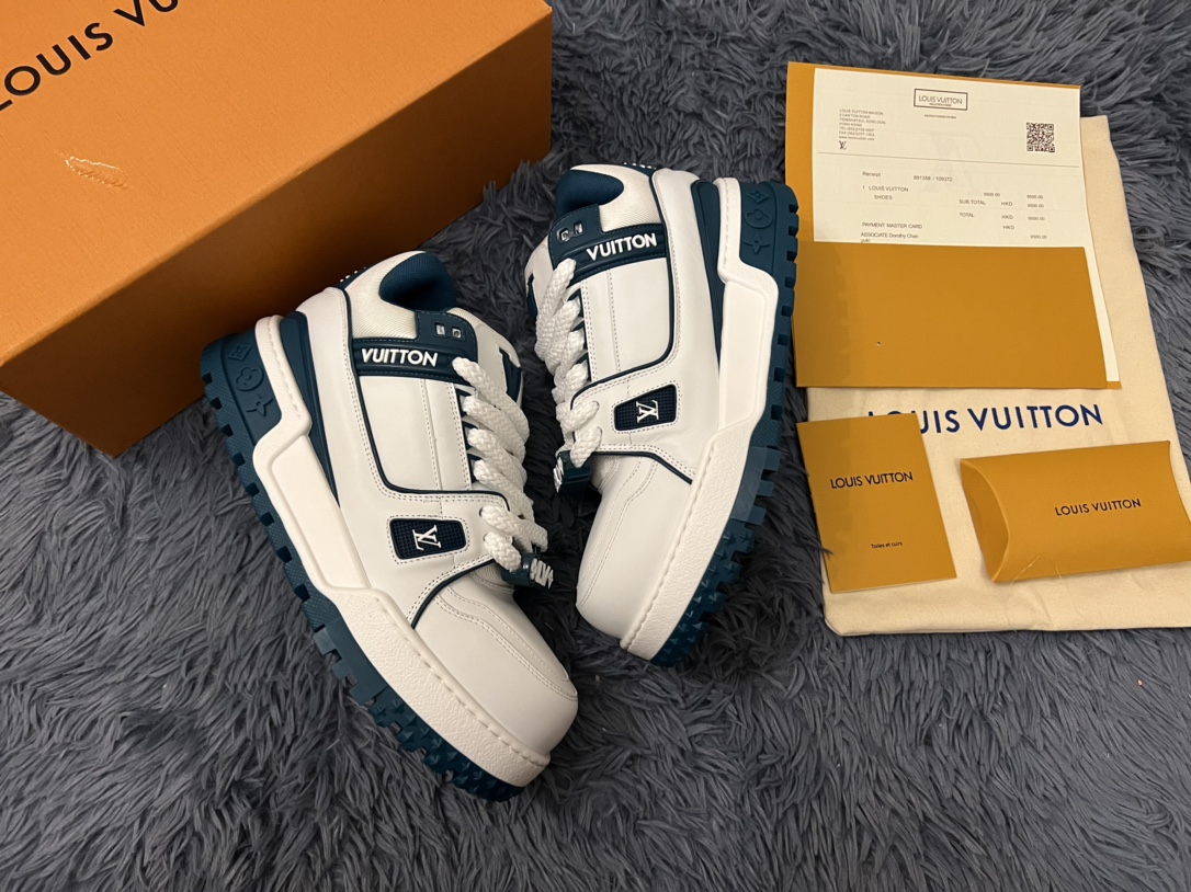 Womens shoes collection