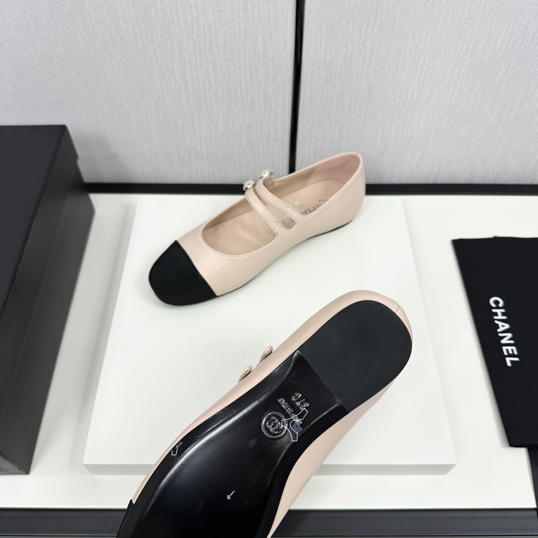 Womens shoes collection