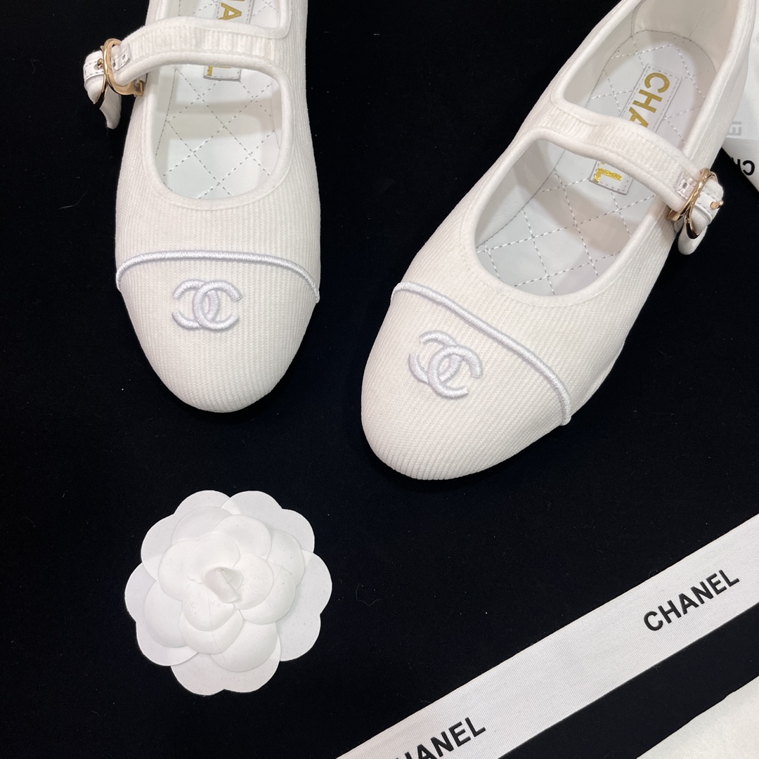 Womens shoes collection