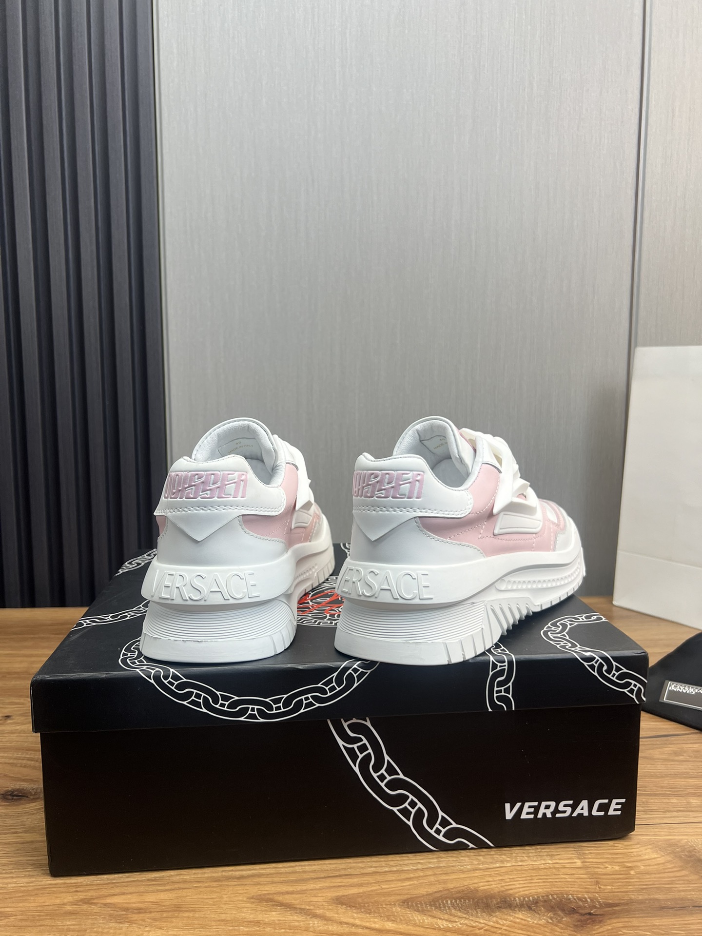 VersaceSHOES