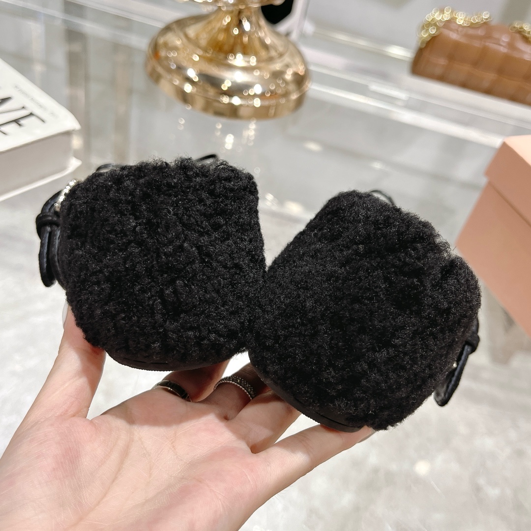 Womens shoes collection