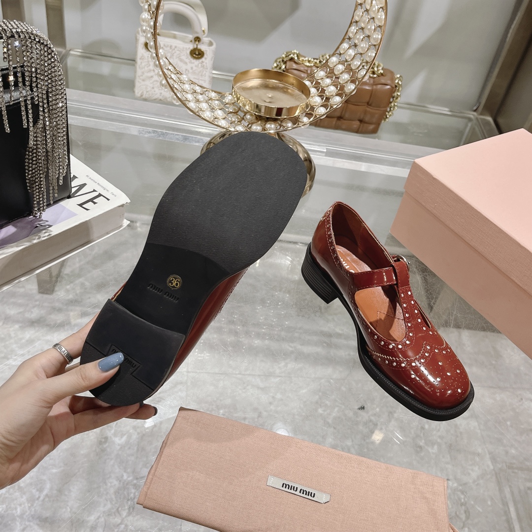 Womens shoes collection