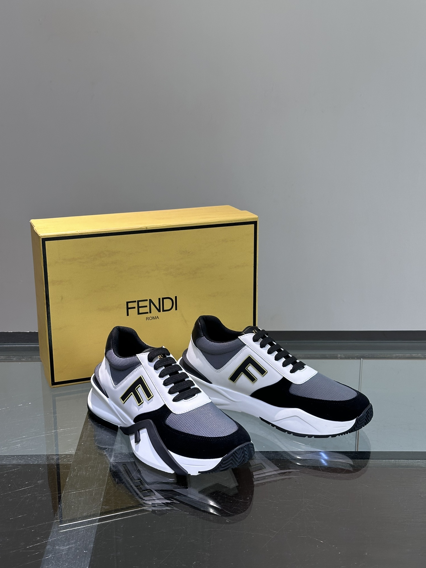 FendiSHOES