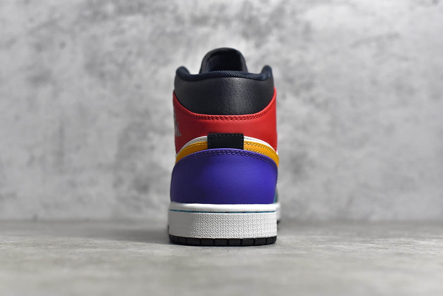 AirJordan1MidSHOES