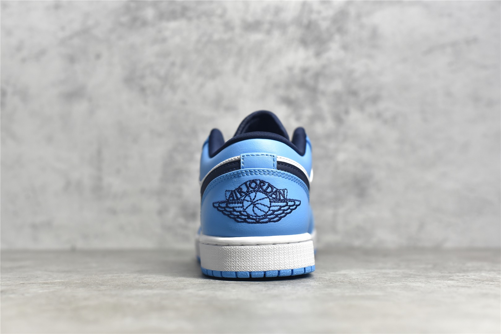 AirJordan1LowSHOES