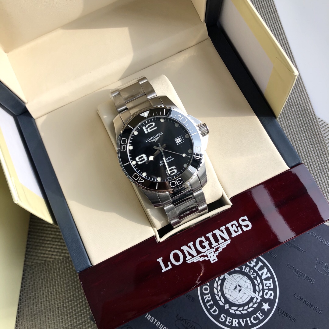 LONGINES