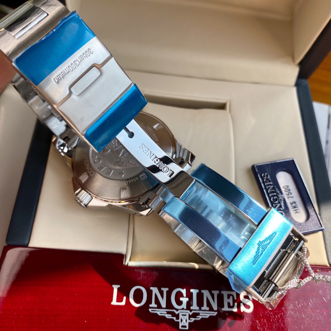 LONGINES