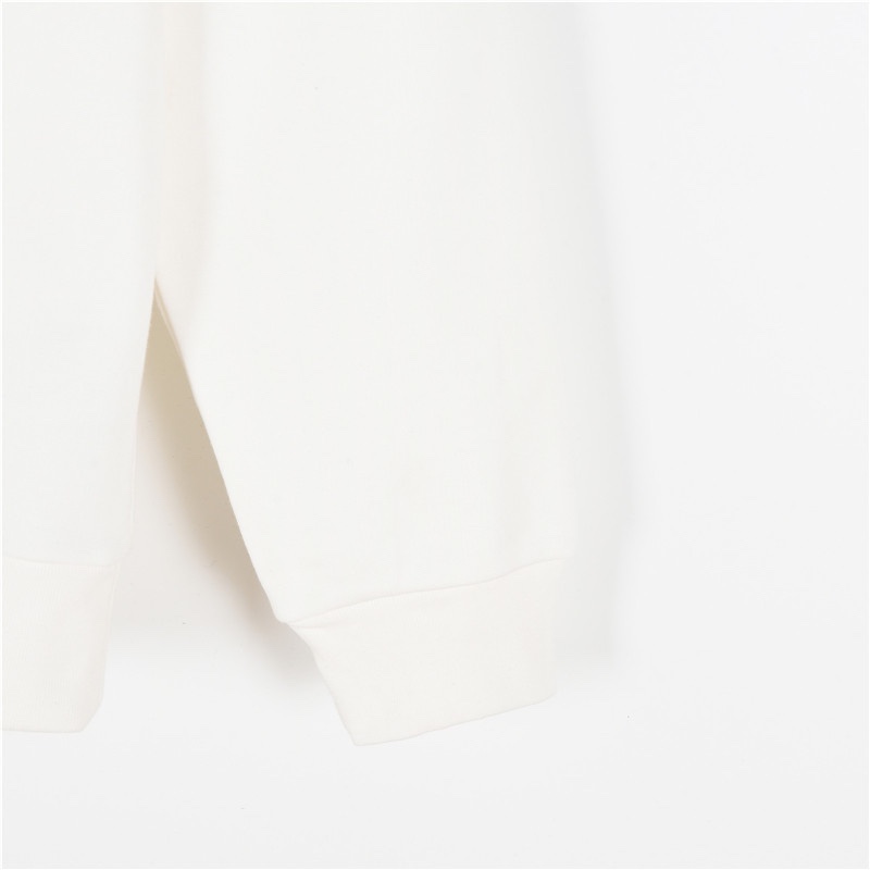 Hoodies & Sweatshirts