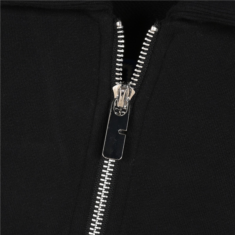 Hoodies & Sweatshirts