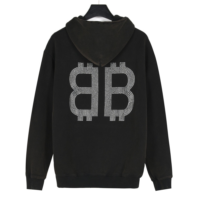 Hoodies & Sweatshirts